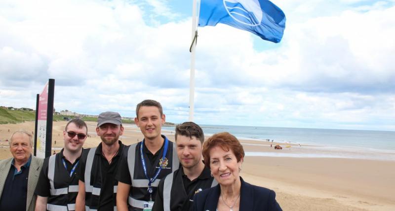 (left to right) Cllr John Stirling, cabinet member for Environment, the four beach wardens and Elected Mayor Norma Redfearn on Longsands.