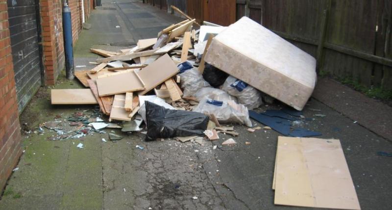 Rubbish found in the lane between Elsdon Terrace and Beadnell Avenue, North Shields.